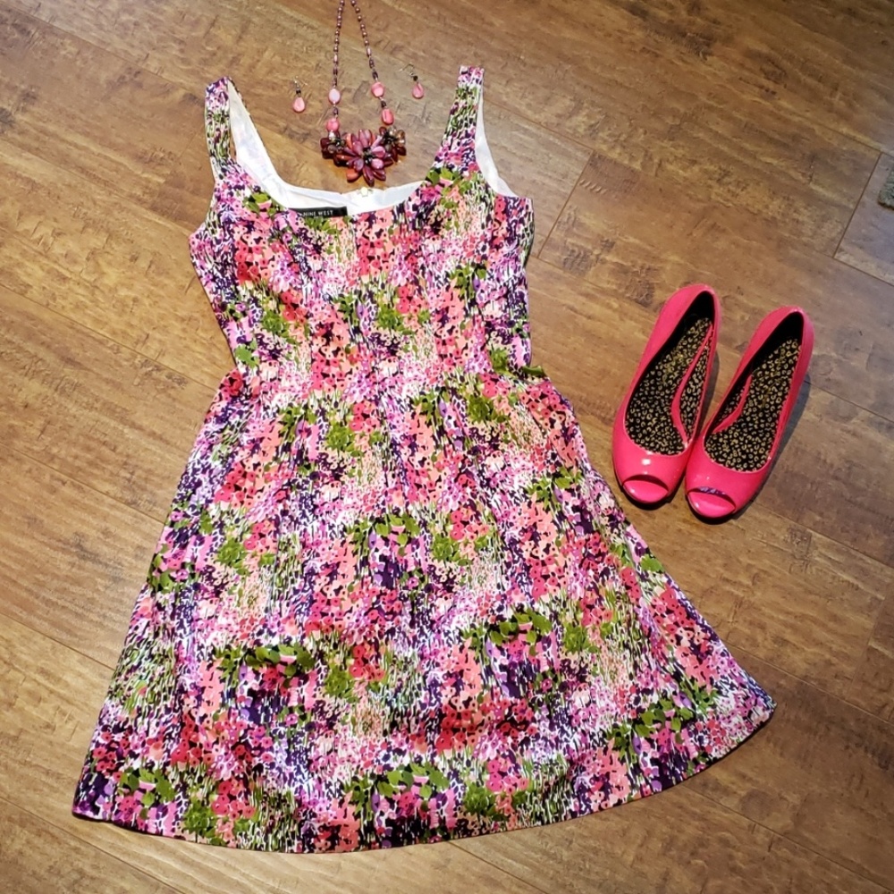 Spring/Summer Nine West Dress😍😍